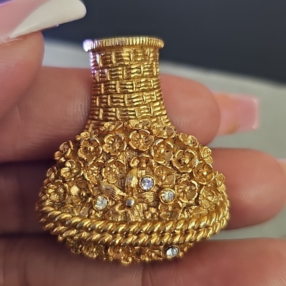 AVON Vintage Rhinestone Perfume Brooch - Picture 3 of 9